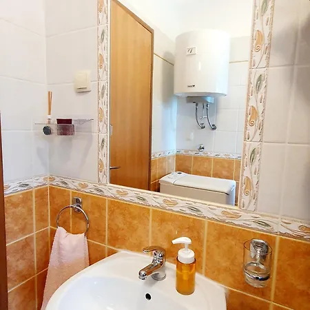 Guest house Diana Gabonjin